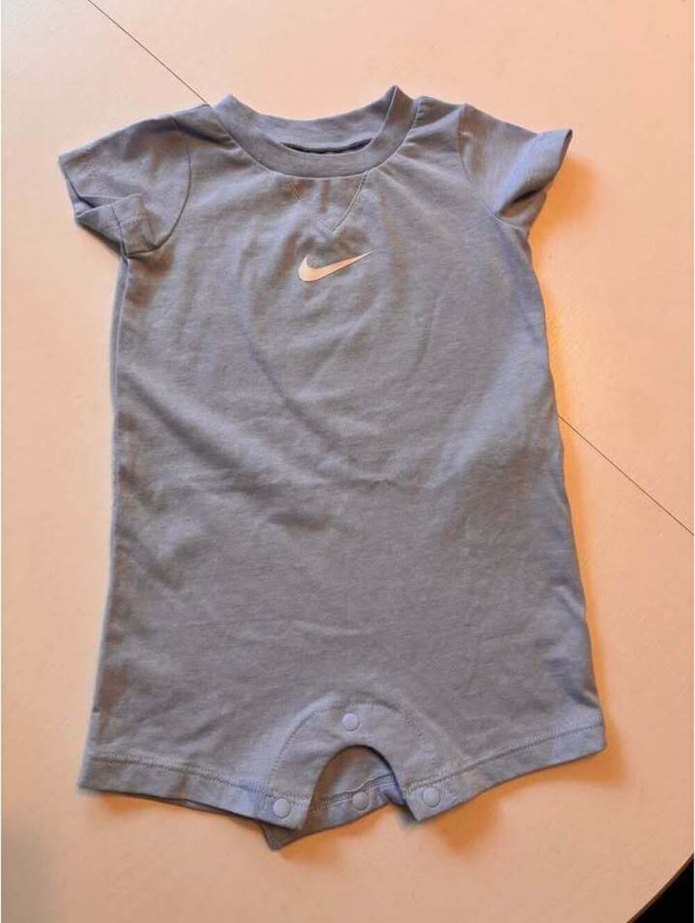 Nike Baby Onsie Size 0-6 Month